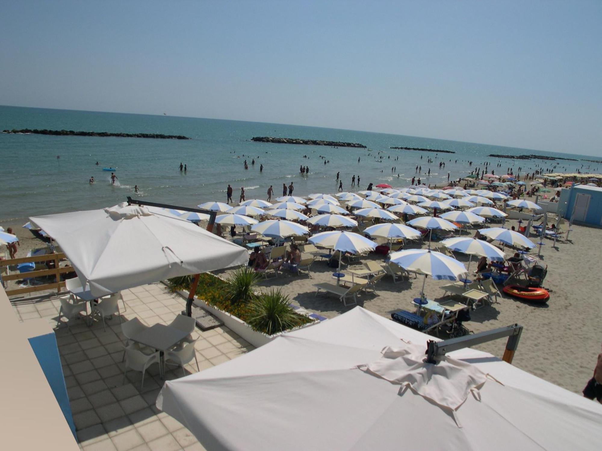 Residence I Delfini 滨海库普拉 外观 照片