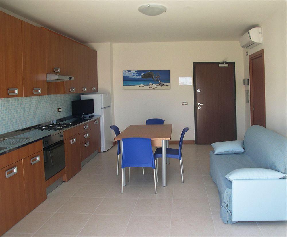 Residence I Delfini 滨海库普拉 外观 照片